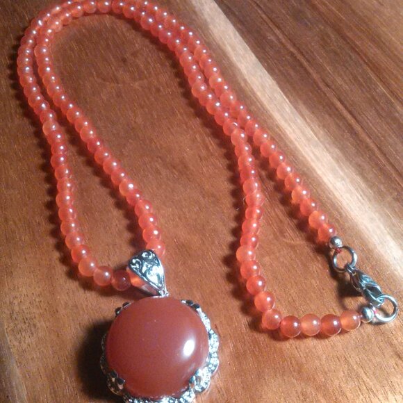 Red Onyx and Red Quartzite Beaded Stainless Steel Necklace - Picture 4 of 11
